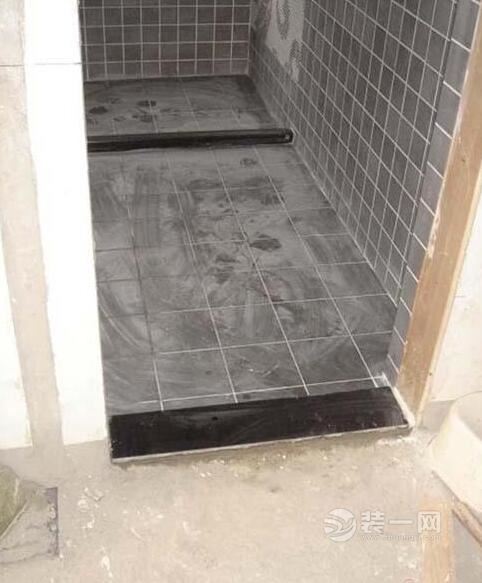 装修日记—厨房卫生间门口装门槛石